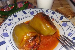 Ardei umpluti cu ciuperci