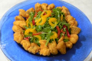 Salata de rucola cu salau pane