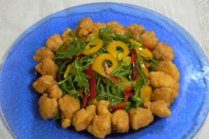 Salata de rucola cu salau pane