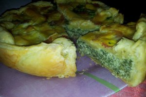 Tarta cu spanac si branza
