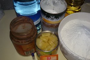 Negresa de post cu compot de ananas