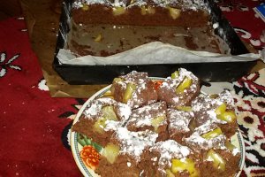 Negresa de post cu compot de ananas