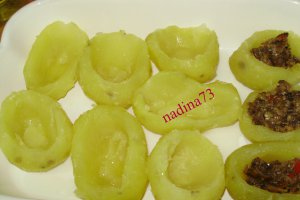 Cartofi umpluti cu ciuperci