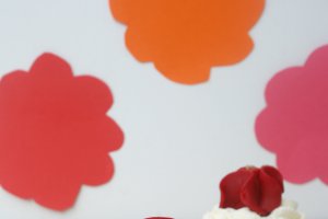 Cupcakes cu crema de unt si bezea elvetiana