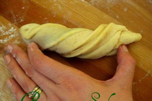 Briose crosetate