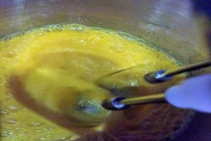 Rulada elvetiana cu doua feluri de ciocolata
