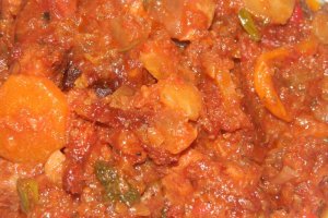 Carne de porc cu legume la slow cooker Crock-Pot