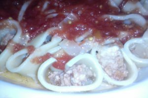 Paste "Osso Buco" umplute cu carne
