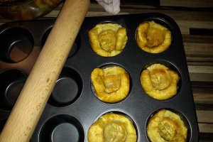 Banane umplute cu creveti si salsa