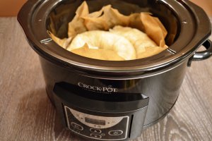 Placinta invartita cu nuca si portocala, la slow cooker Crock-Pot