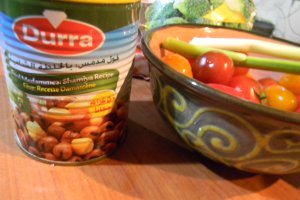 Salata de broccoli cu naut si fasole