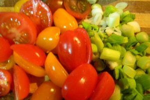 Salata de broccoli cu naut si fasole