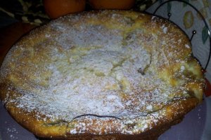 Prajitura cu crema de branza si pere