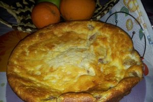 Prajitura cu crema de branza si pere