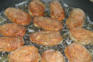 Chiftele din carne de pui