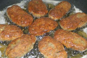 Chiftele din carne de pui