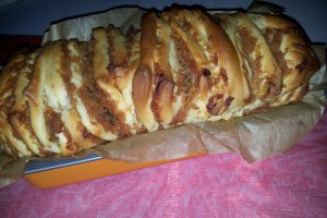 Cozonac evantai cu mere