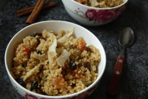 Couscous cu amestec de fructe