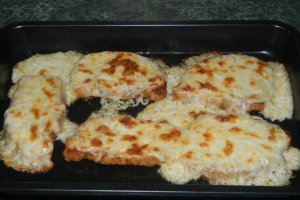 Cotlet de porc cu cascaval
