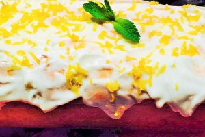 Chec delicios cu lamaie si glazura fina