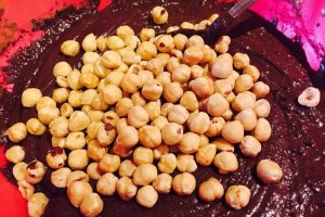 Fudge de ciocolata cu alune