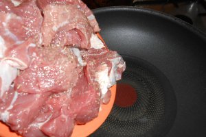Carne de vitel la cuptor
