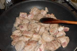 Carne de vitel la cuptor