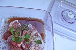Tocanita de miel  pregatita cu aparatul de marinat FoodSaver