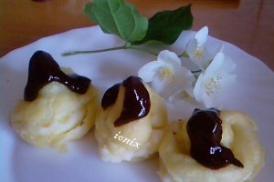 Choux à la crème de citron