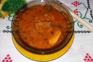 Ciorba de fasole cu afumatura