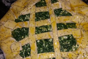 Tarta cu branza si spanac