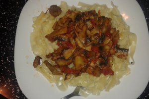 Tagliatelle cu ciuperci de post