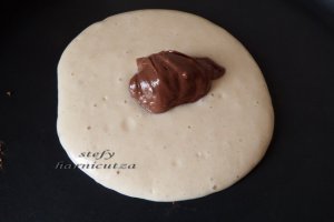 Pancakes cu miez de ciocolata