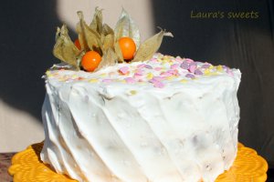 Tort cu nuca si morcovi