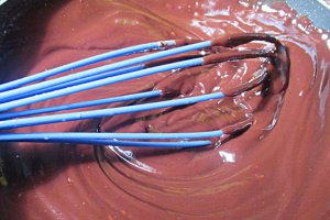 Prajitura cu crema mascarpone, ciocolata si capsuni