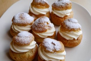 Choux a la Creme