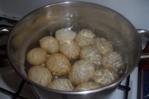 Oua "de sticla"