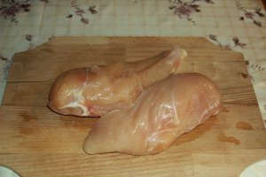 Ciorba din piept de pui cu tarhon