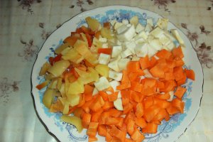 Ciorba din piept de pui cu tarhon
