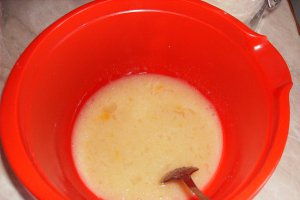 Prajitura cu crema de lamaie si glazura de ciocolata
