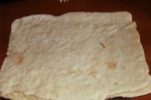 Prajitura cu crema de lamaie si glazura de ciocolata