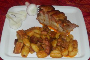 Gnocchi cu friptura de miel