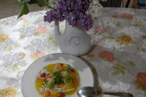 Supa cu vegetale si taitei de orez