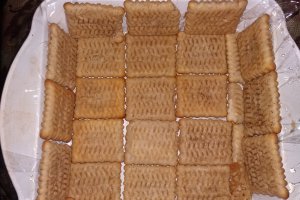 Tort de biscuiti