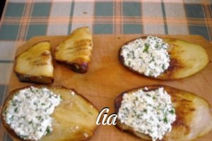 Aperitiv de vinete cu branza