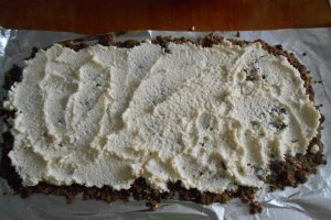 Rulada de biscuiti cu nuca de cocos