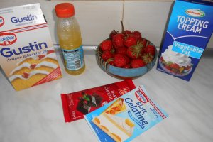 Pavlova cu ciocolata si capsuni