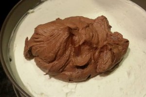 Cheesecake cu mousse de ciocolata (fara coacere)