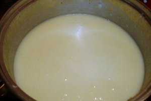 Supa crema de gulii cu nucsoara