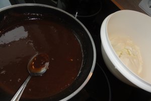 Prajitura cu mascarpone, ciocolata fina si capsuni